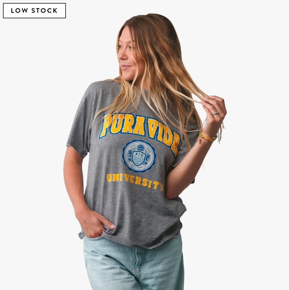 Pura Vida University tee shirt